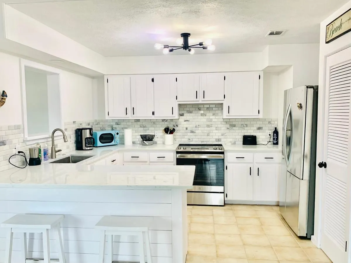 Sea Salt Vacation Home, Private Pool - Walk To Beach Panama City Beach Holiday home