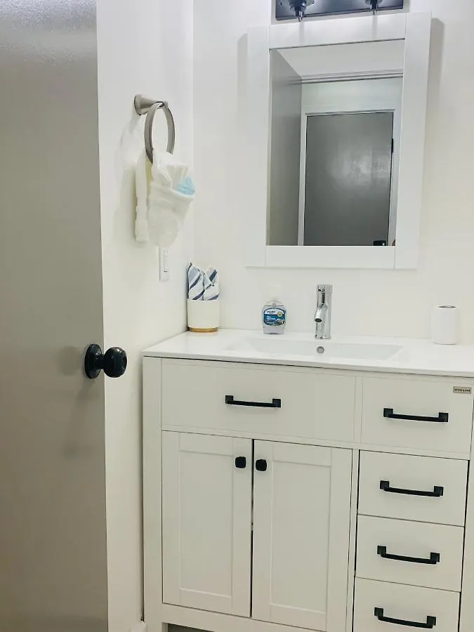Sea Salt Vacation Home, Private Pool - Walk To Beach 파나마 시티